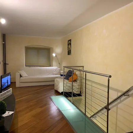 Ferienwohnung Fur 4 Personen Ca 50 M In Genua, Italienische Riviera Italienische Westkuste * ג'נובה